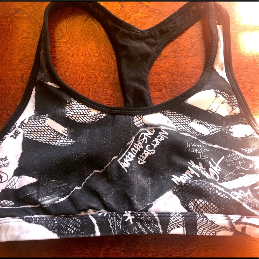 Reebok Hero Sports Bra - M